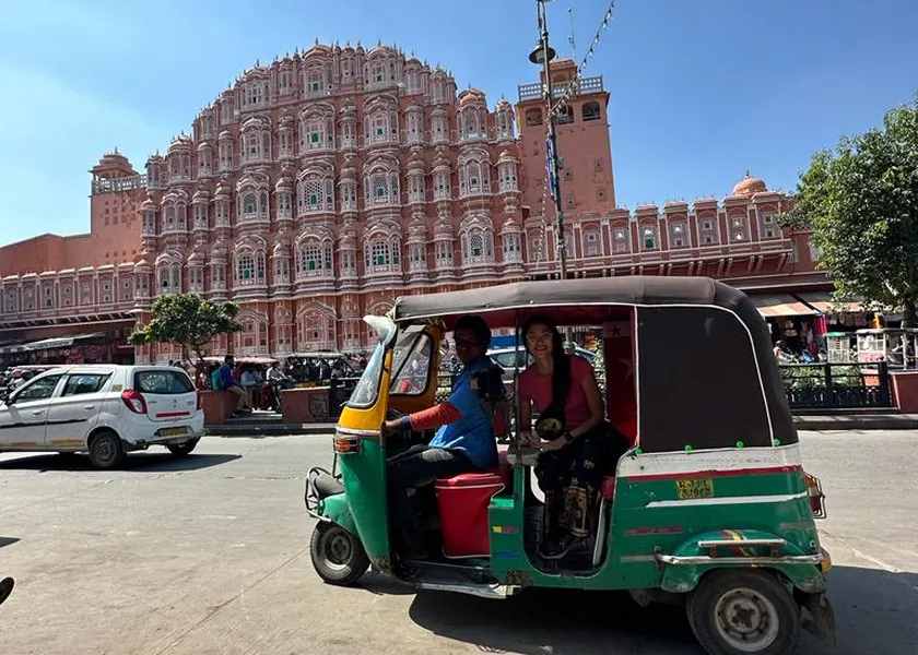 The tuk-tuk on a Jaipur street